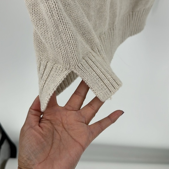 Gap sweater vest cream in color never worn NWOT oversized coastal grandma - Picture 9 of 11